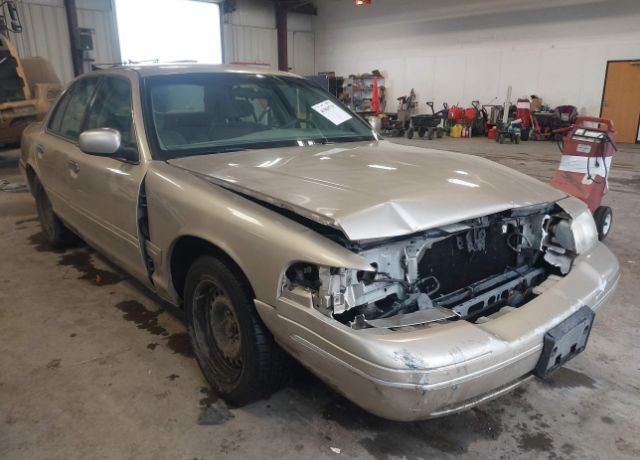 Ford Crown Victoria