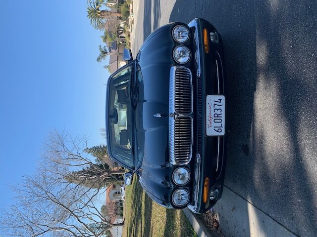 Jaguar Vanden Plas