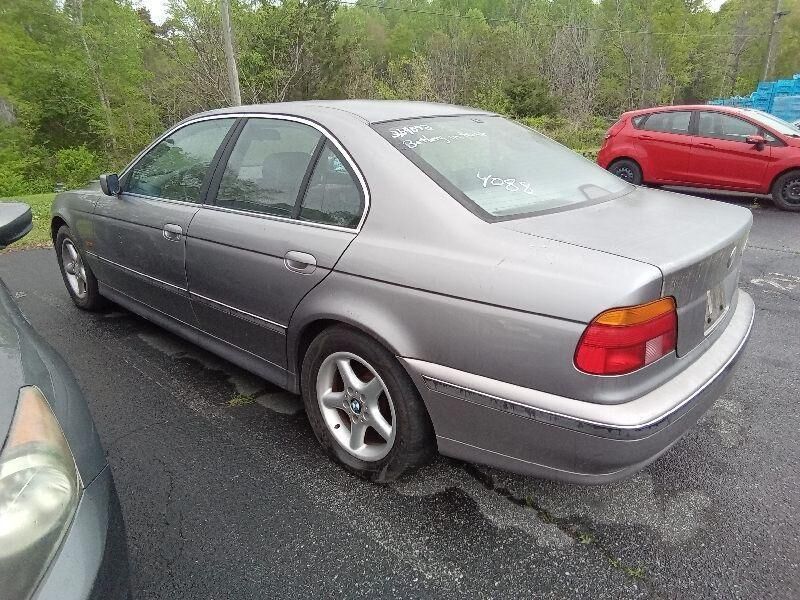 BMW 540i