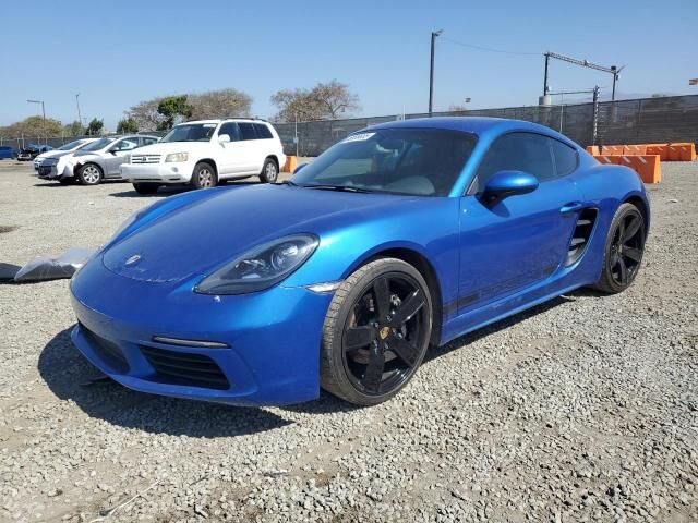 PORSCHE