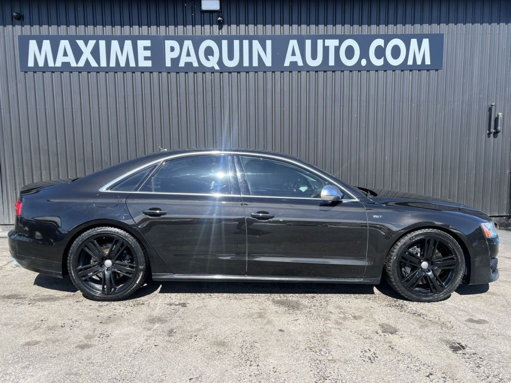 Audi S8