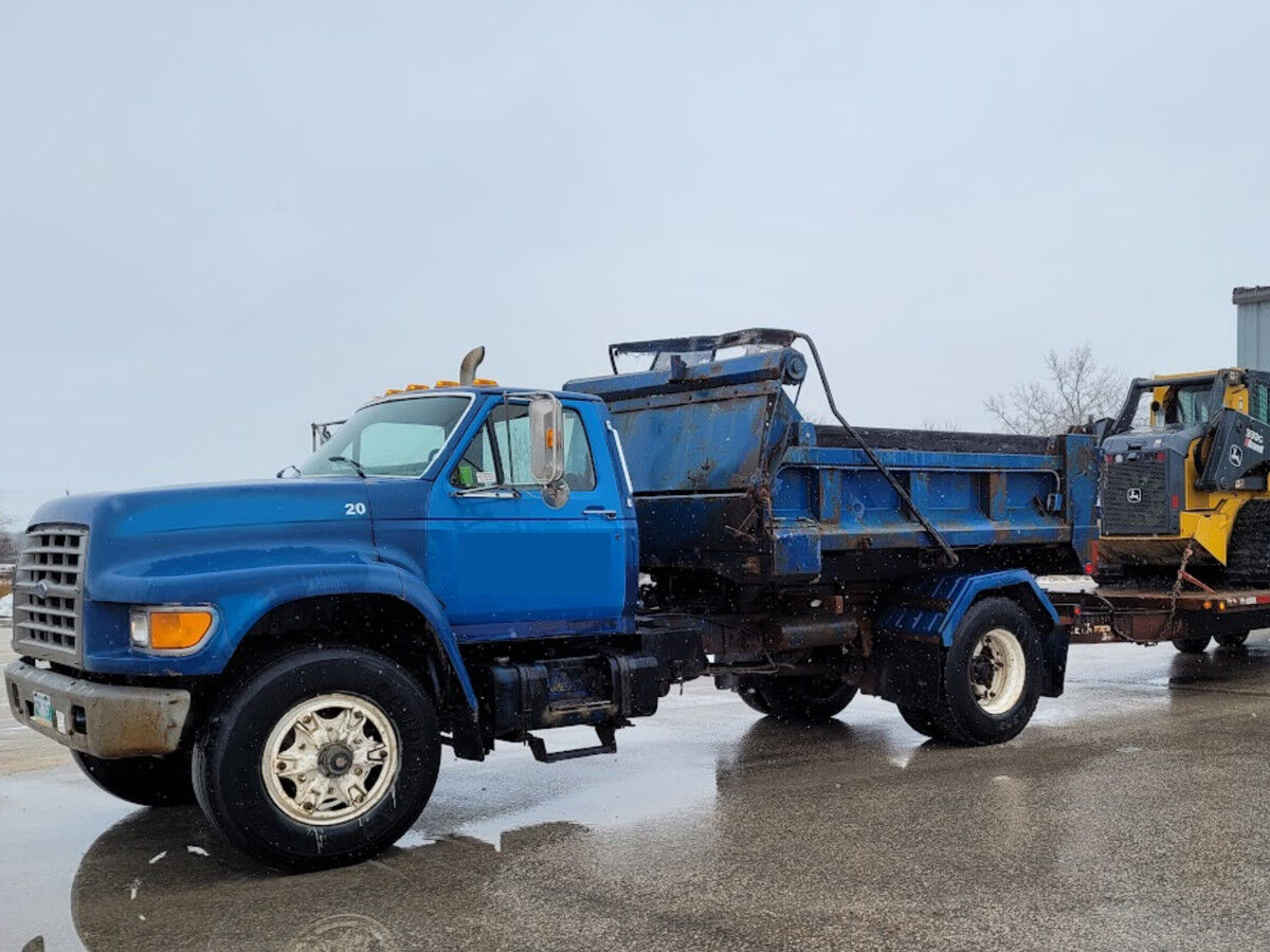 Ford F-800