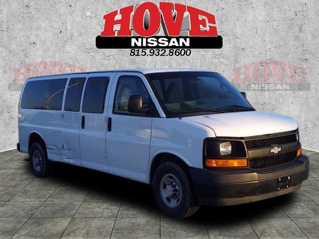 2017 CHEVROLET Express
