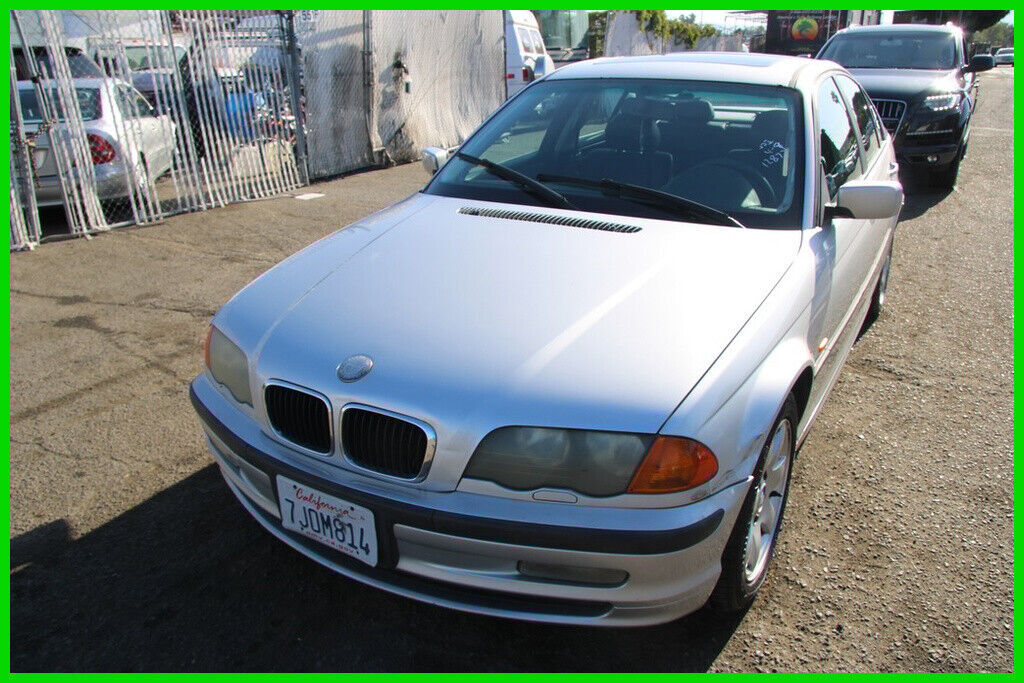 BMW 325i