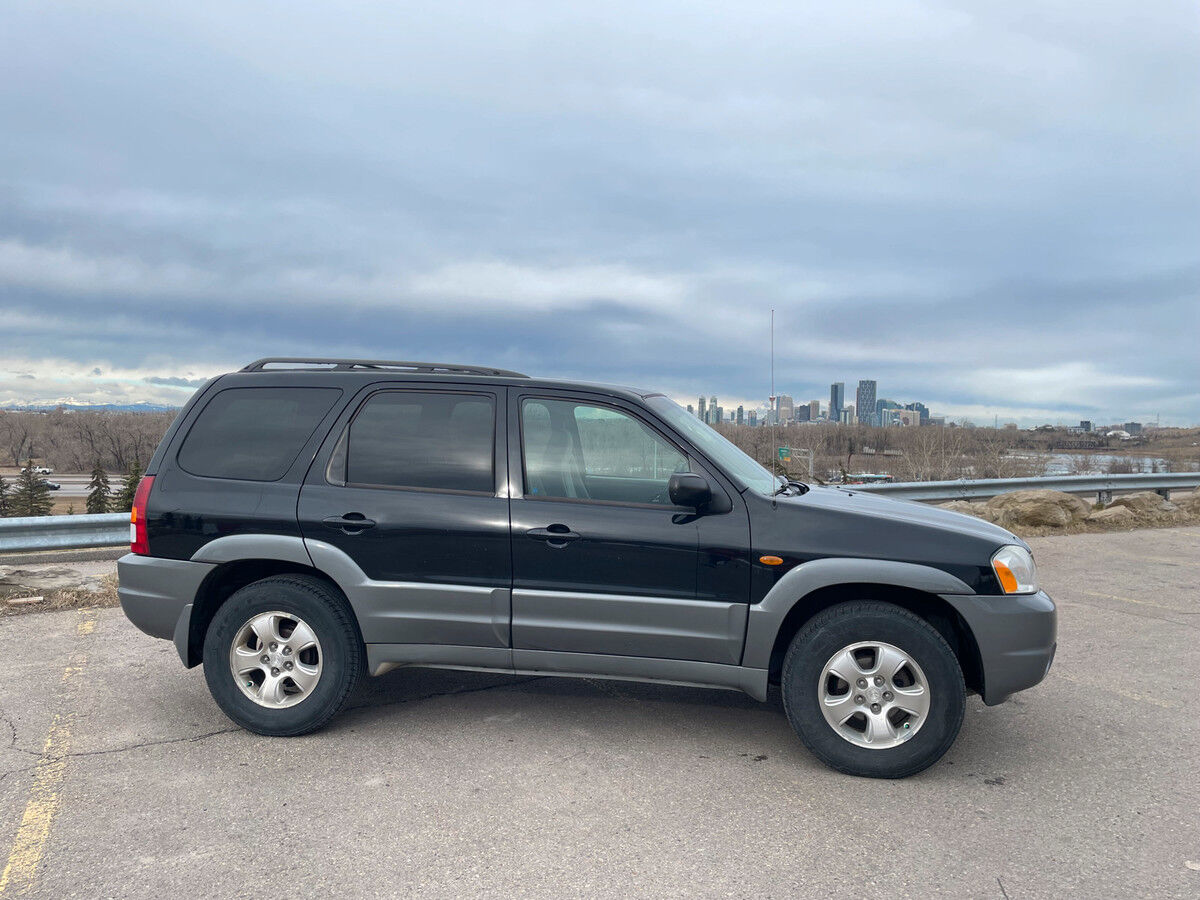 Mazda Tribute