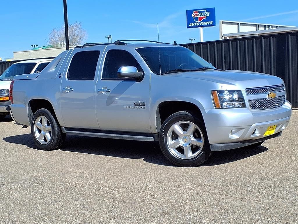 2013 CHEVROLET Avalanche