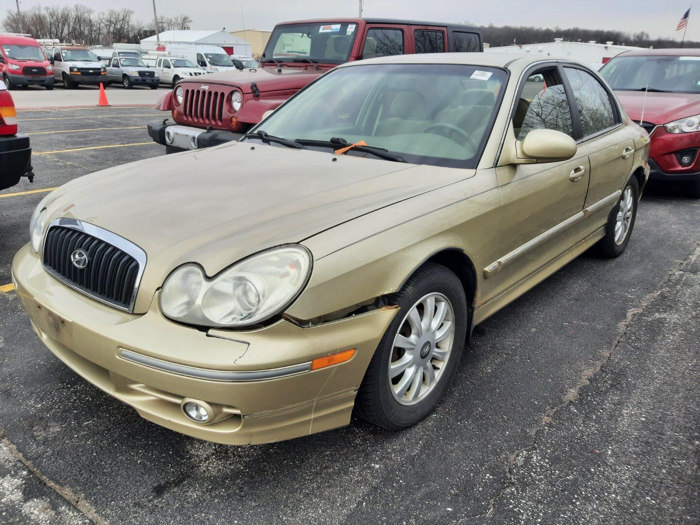 HYUNDAI