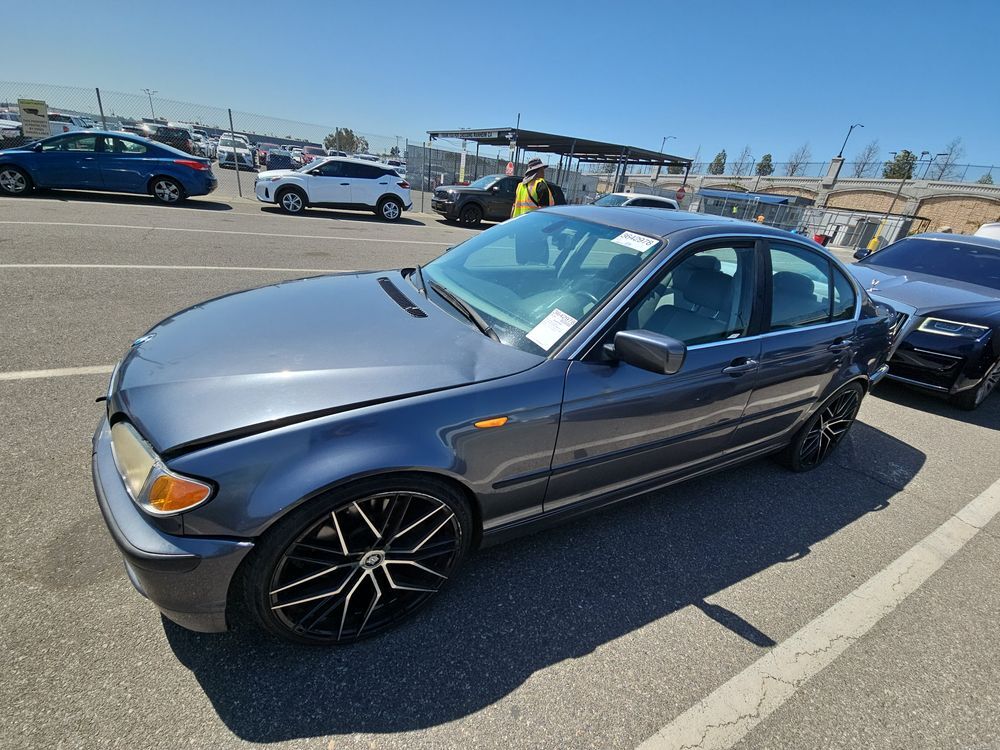BMW 330i