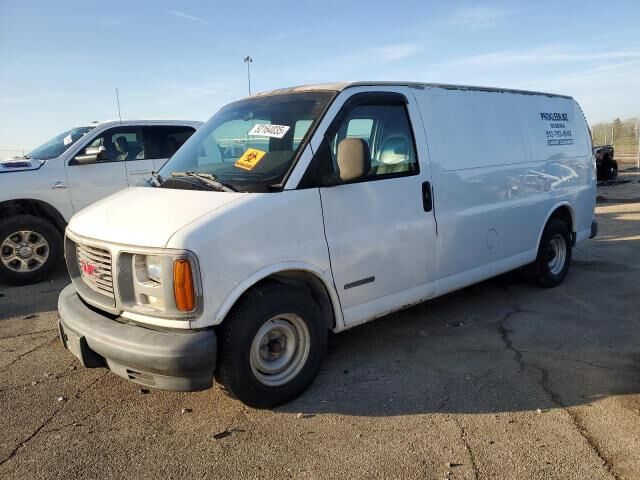 GMC Savana
