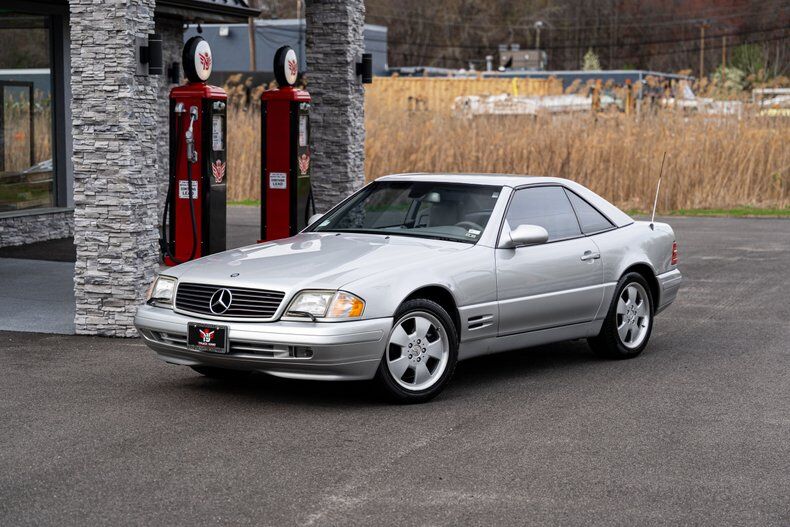 Mercedes-Benz SL-Class