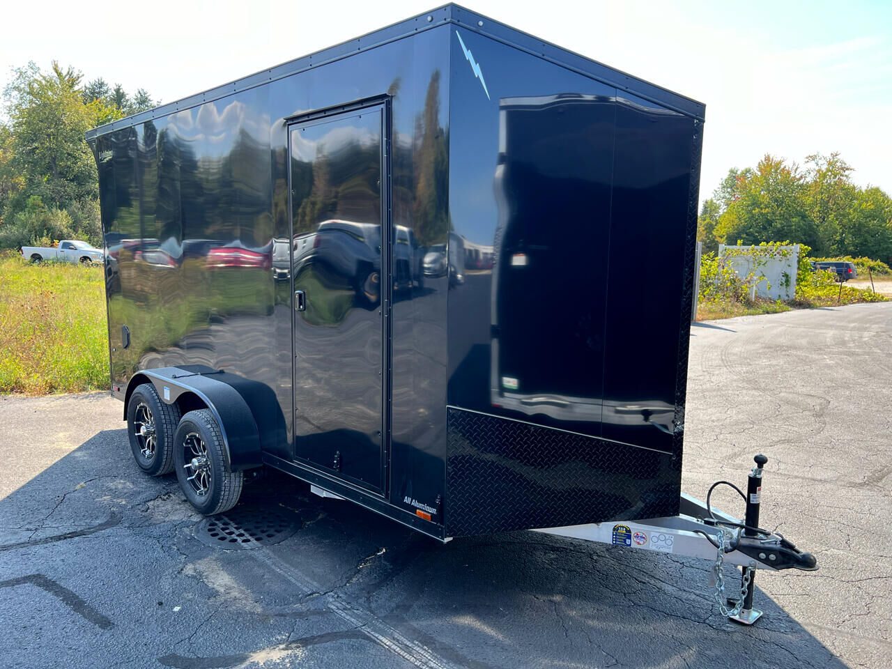 2025 FOREST RIVER Lightining