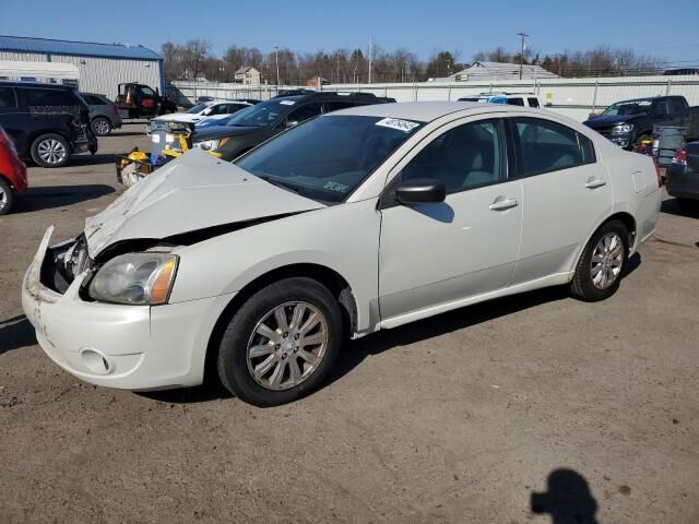 Mitsubishi Galant