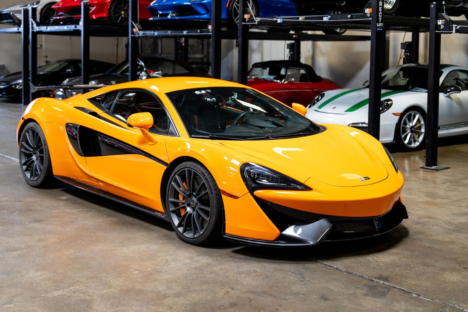 McLaren 570S