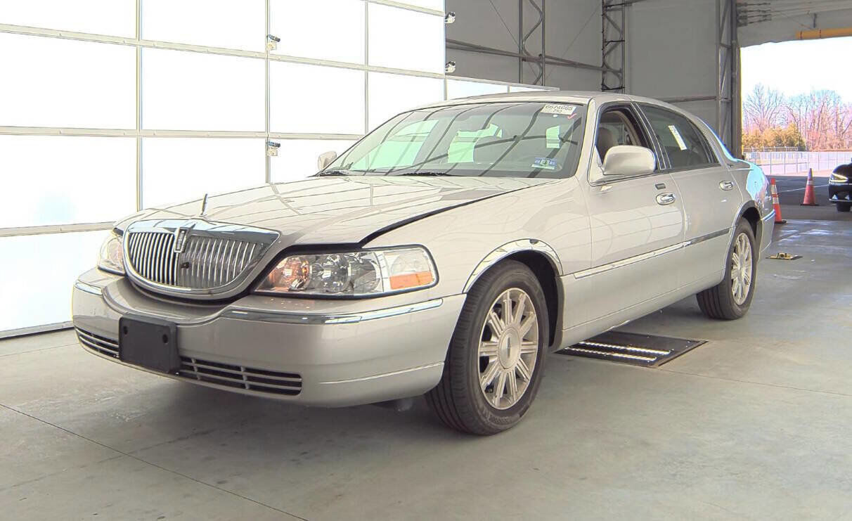 Lincoln Town Car