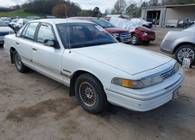 Ford Crown Victoria