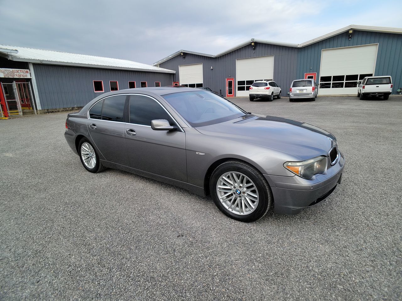 BMW 745i