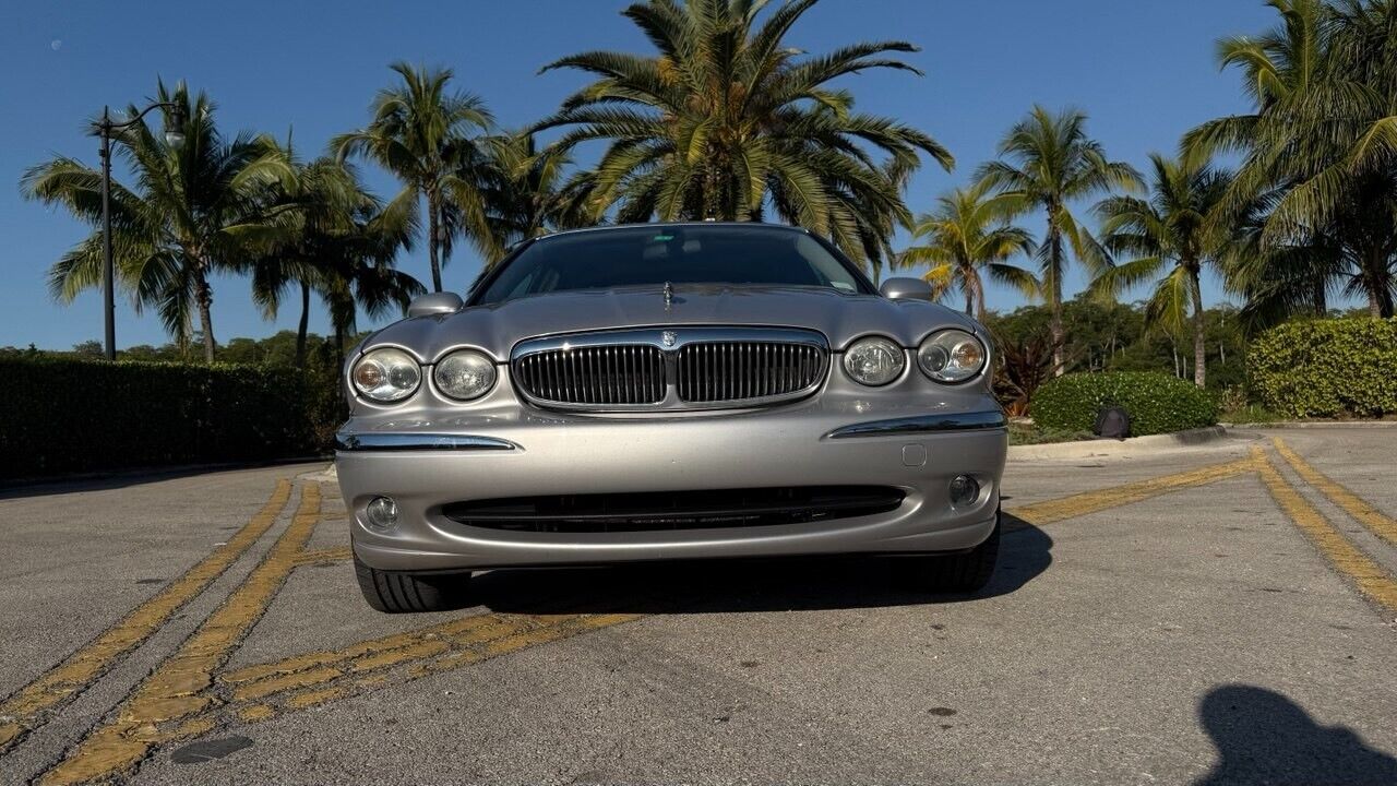 Jaguar X-Type