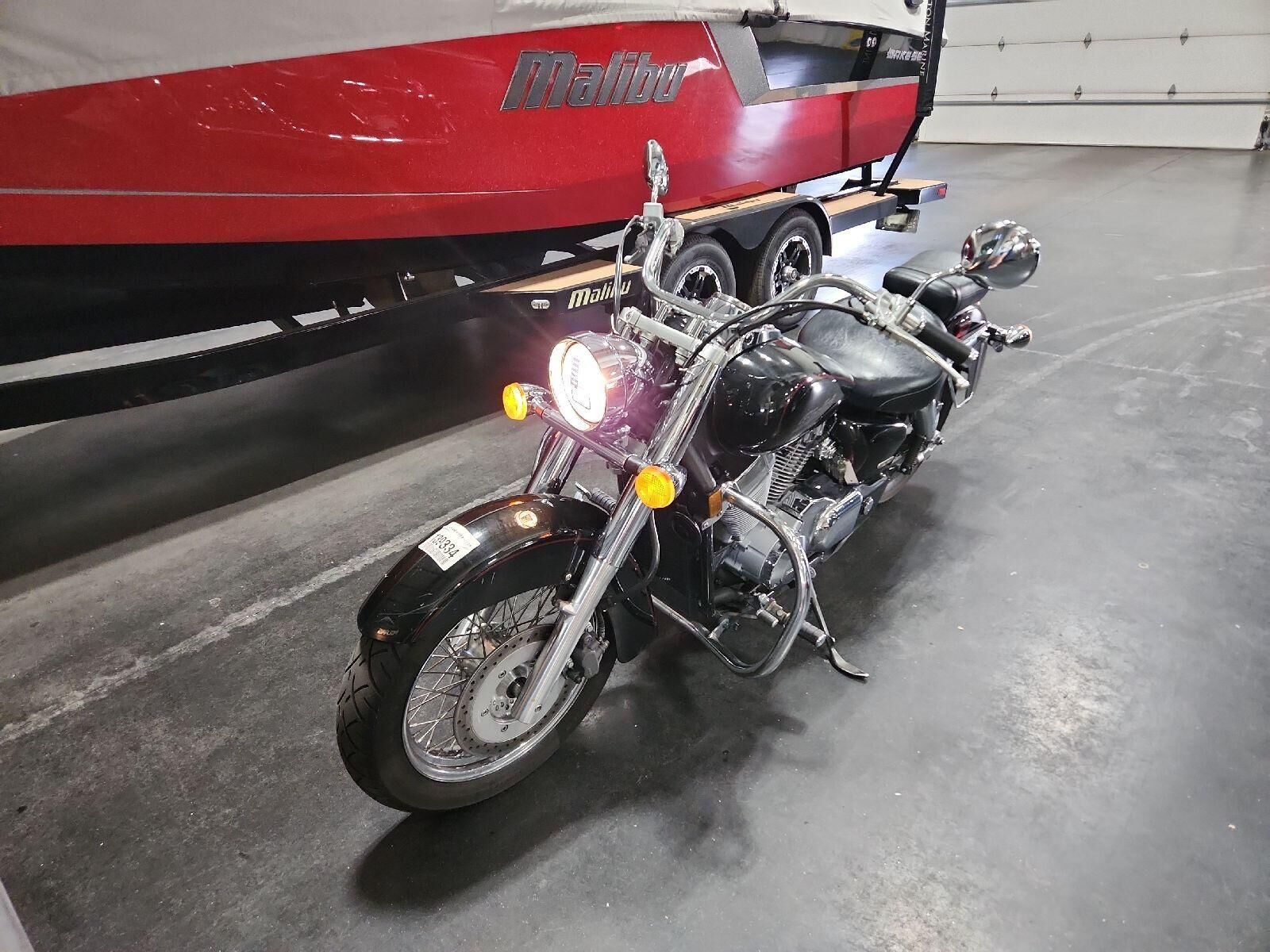 Honda VT750 (Shadow Aero)