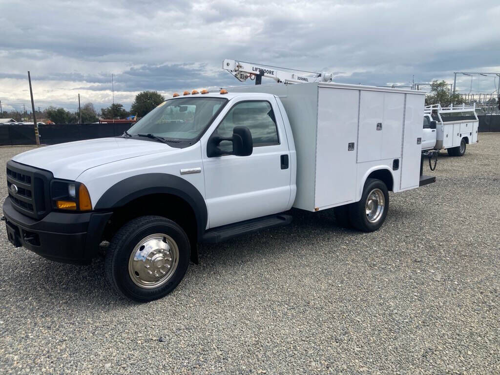 Ford F-550