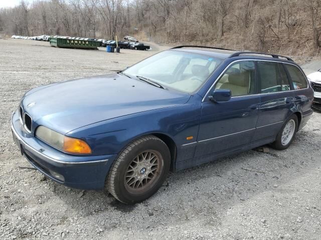 BMW 528i