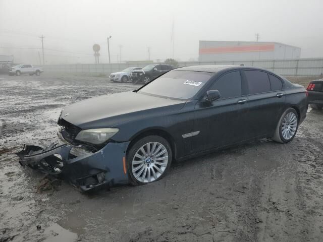 BMW 750i