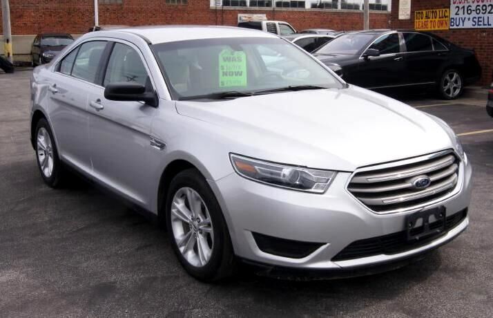 2018 FORD Taurus