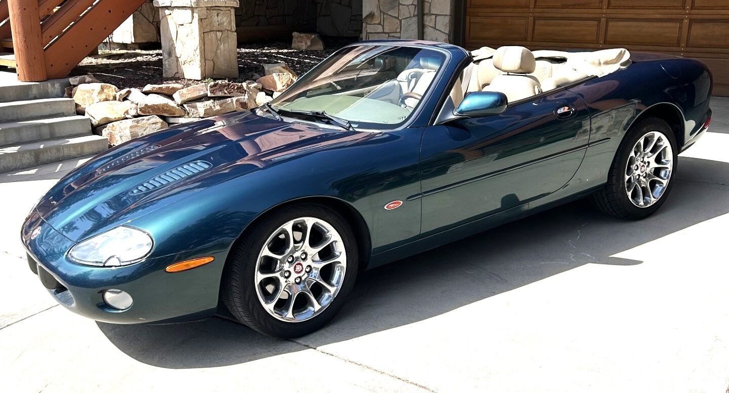 Jaguar XK