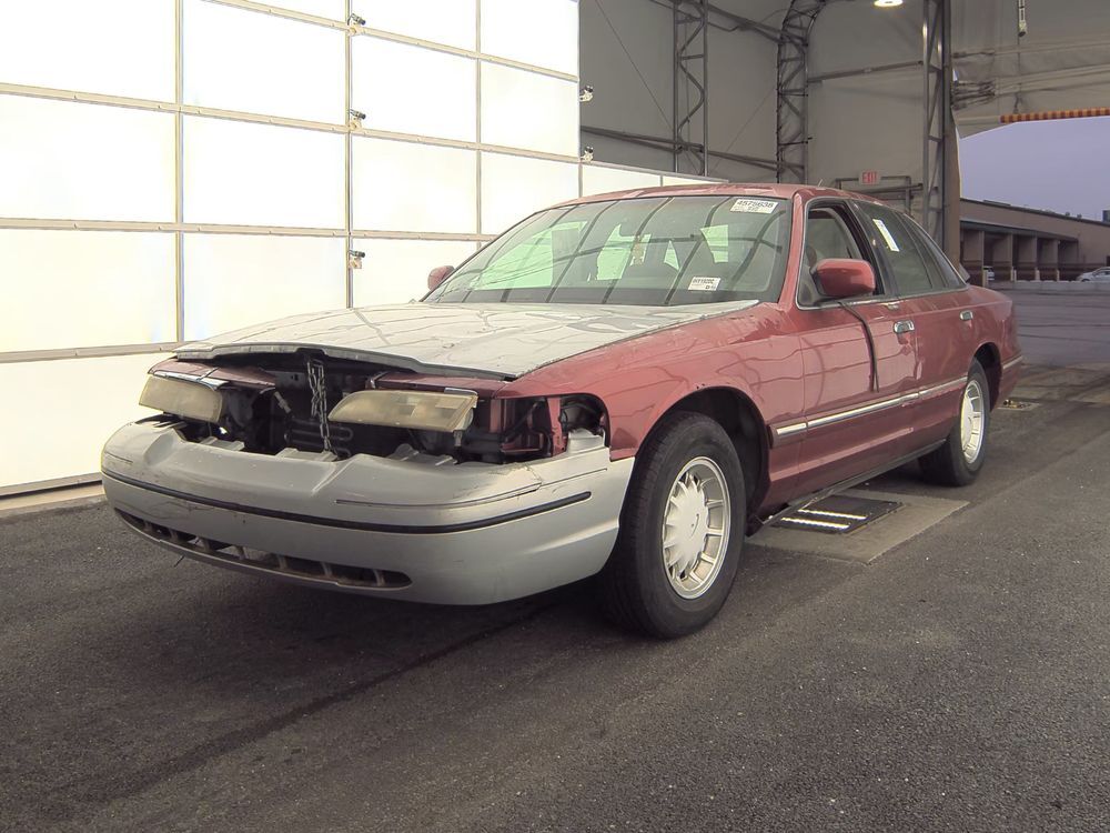 Ford Crown Victoria
