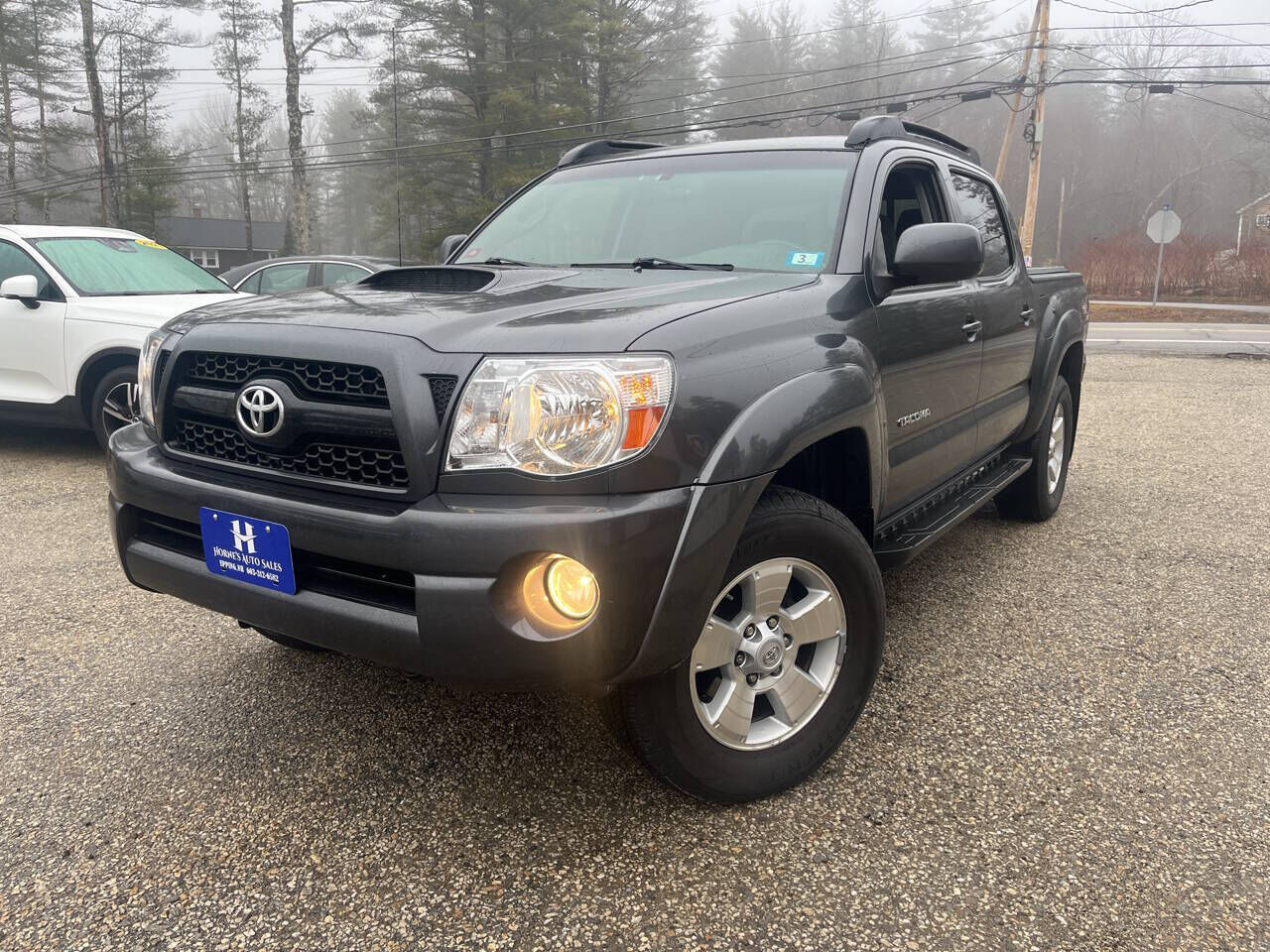 2011 TOYOTA Tacoma