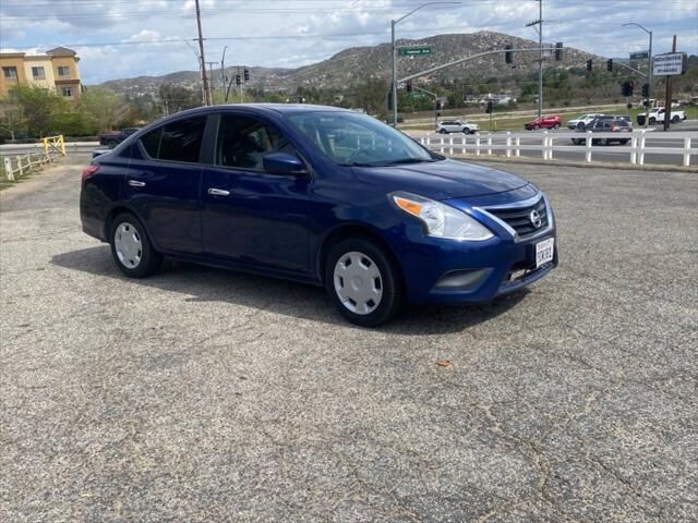 2019 NISSAN Versa