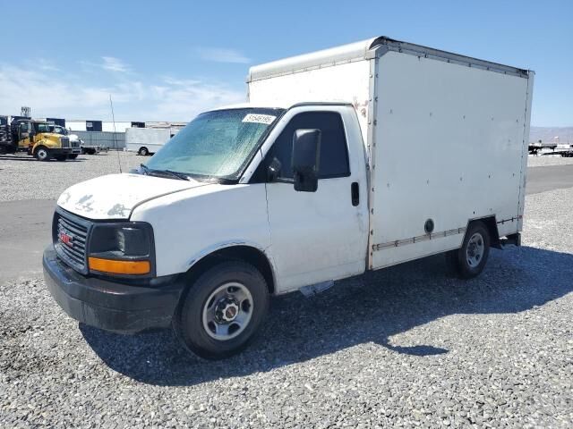 GMC Savana