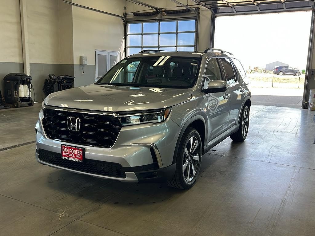 2025 HONDA Pilot