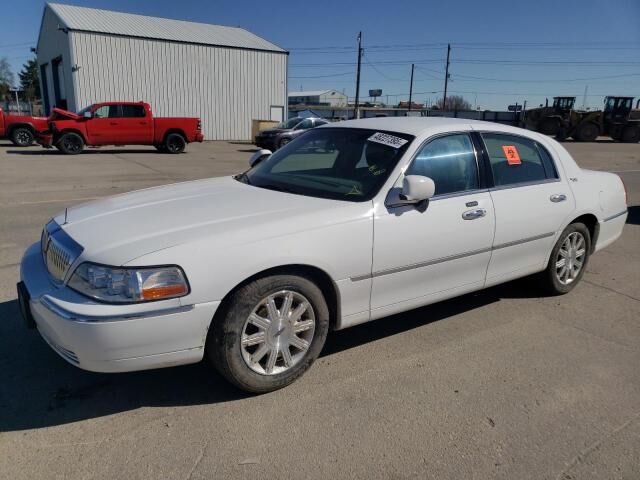 Lincoln Town Car