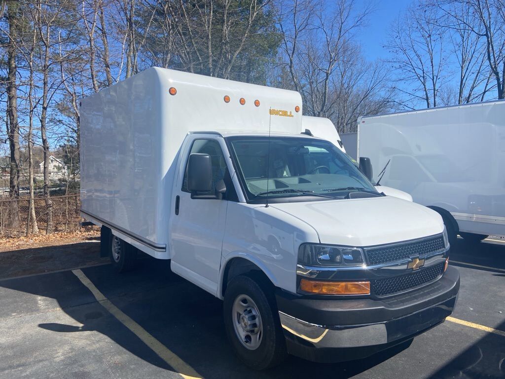 2025 CHEVROLET Express