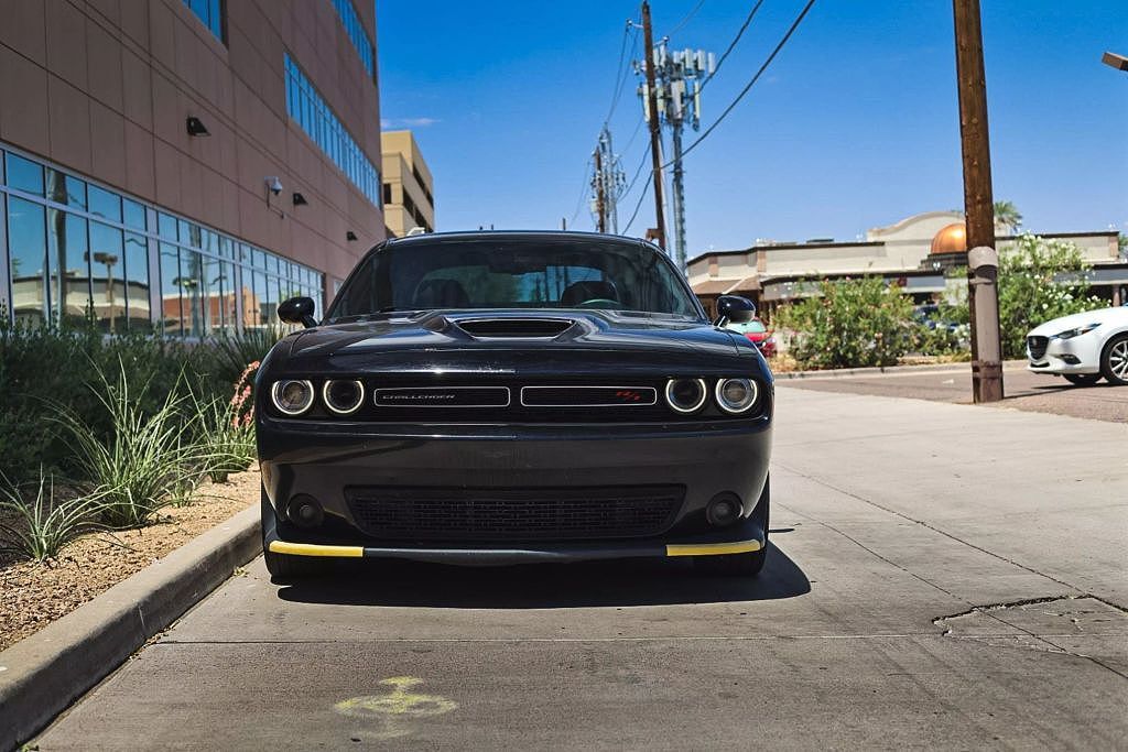 2021 DODGE Challenger