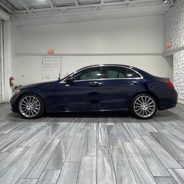 2016 Mercedes-Benz C-Class