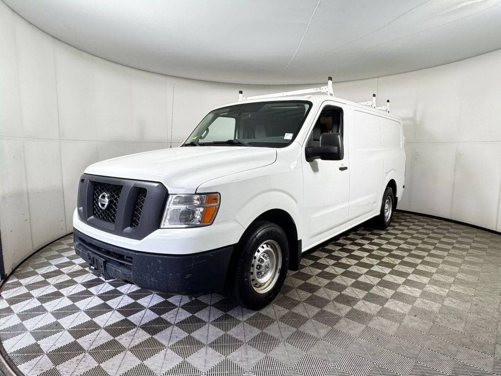 Nissan NV