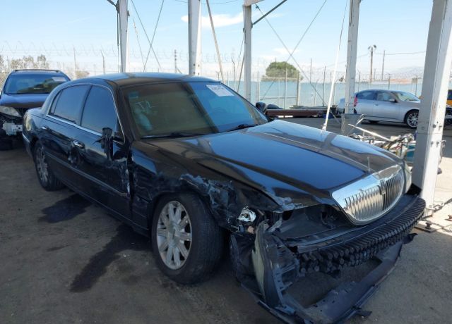 Lincoln Town Car