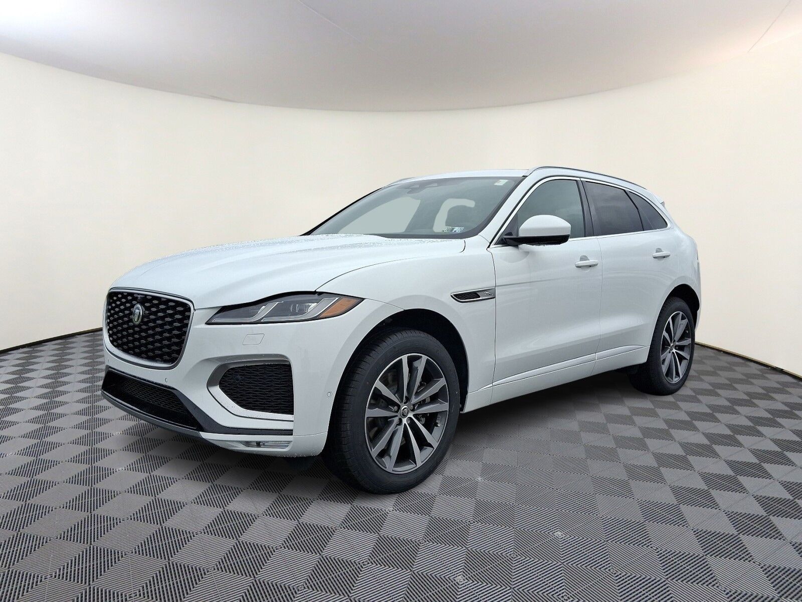 2026 JAGUAR F-Pace