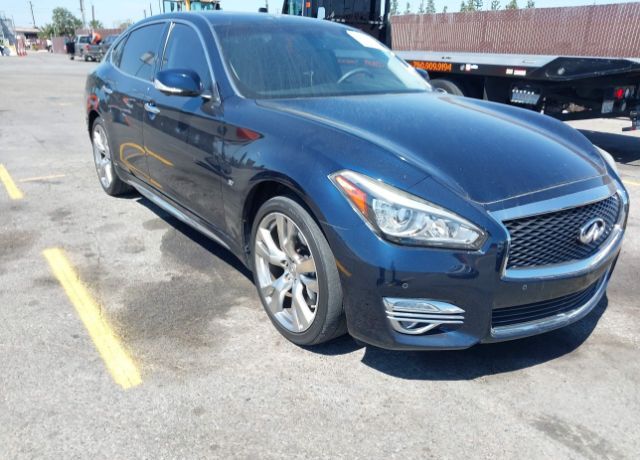 Infiniti Q70L