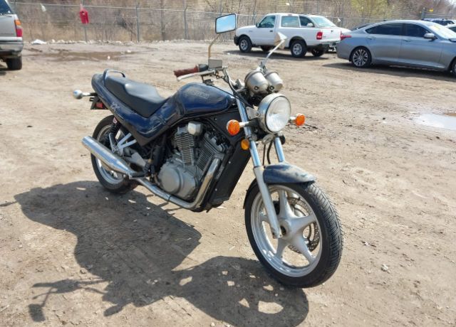 Suzuki VX800