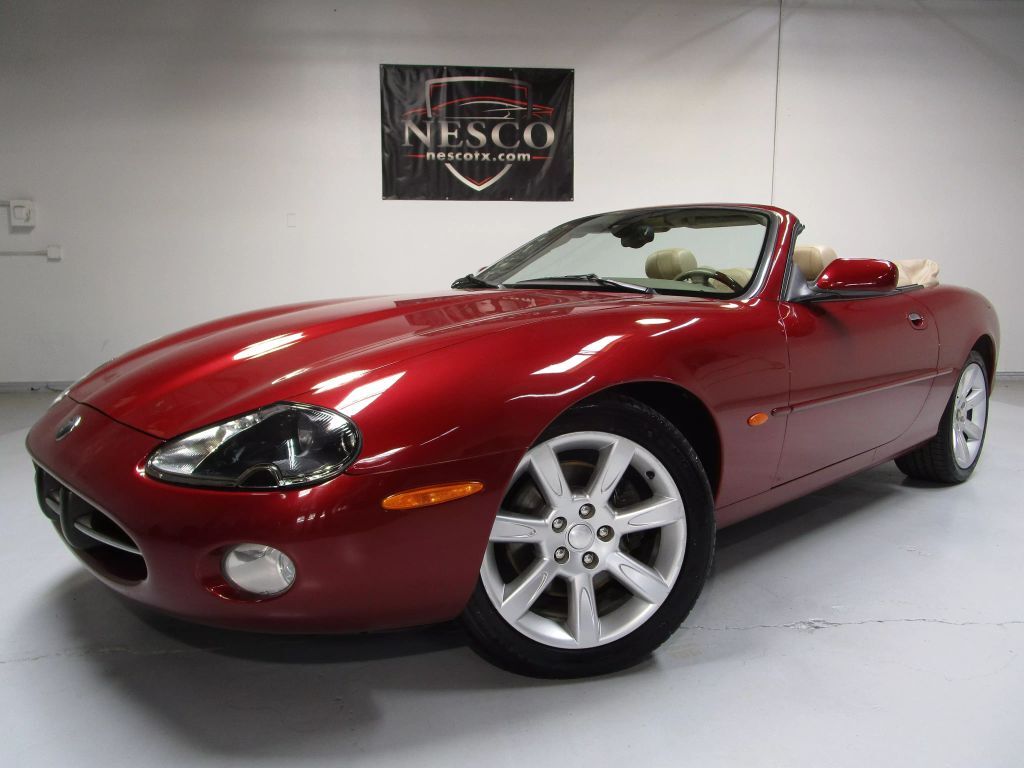 Jaguar XK8