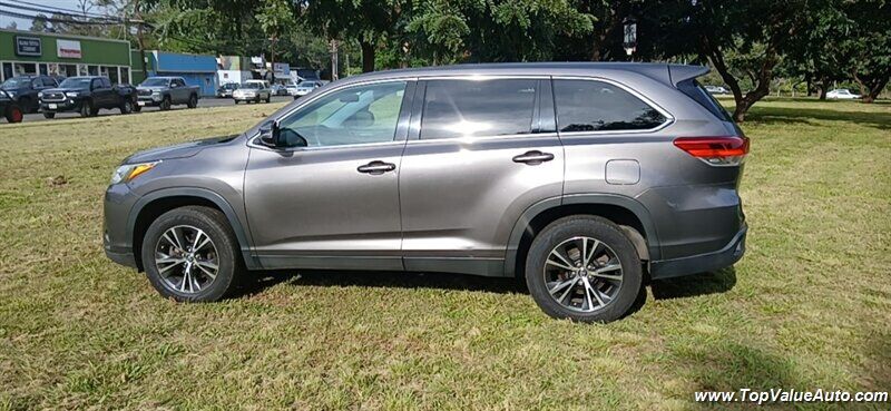 2019 TOYOTA Highlander