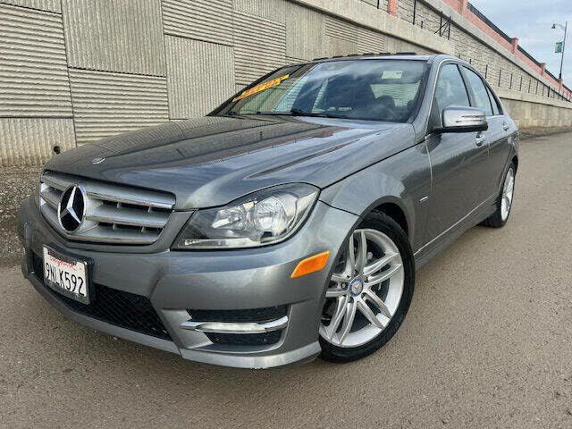 2012 MERCEDES-BENZ C-Class