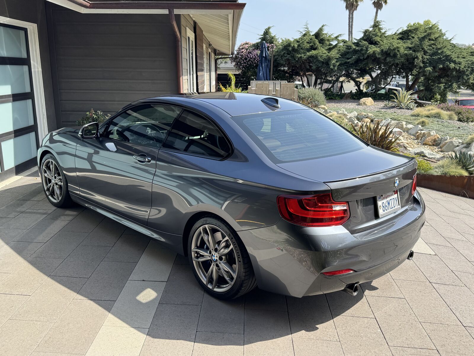 BMW M235i