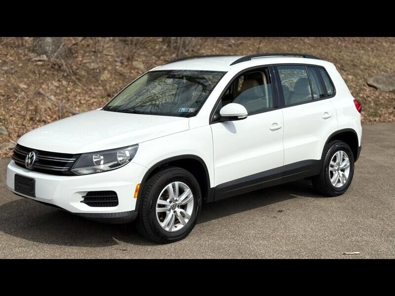 2016 VOLKSWAGEN Tiguan