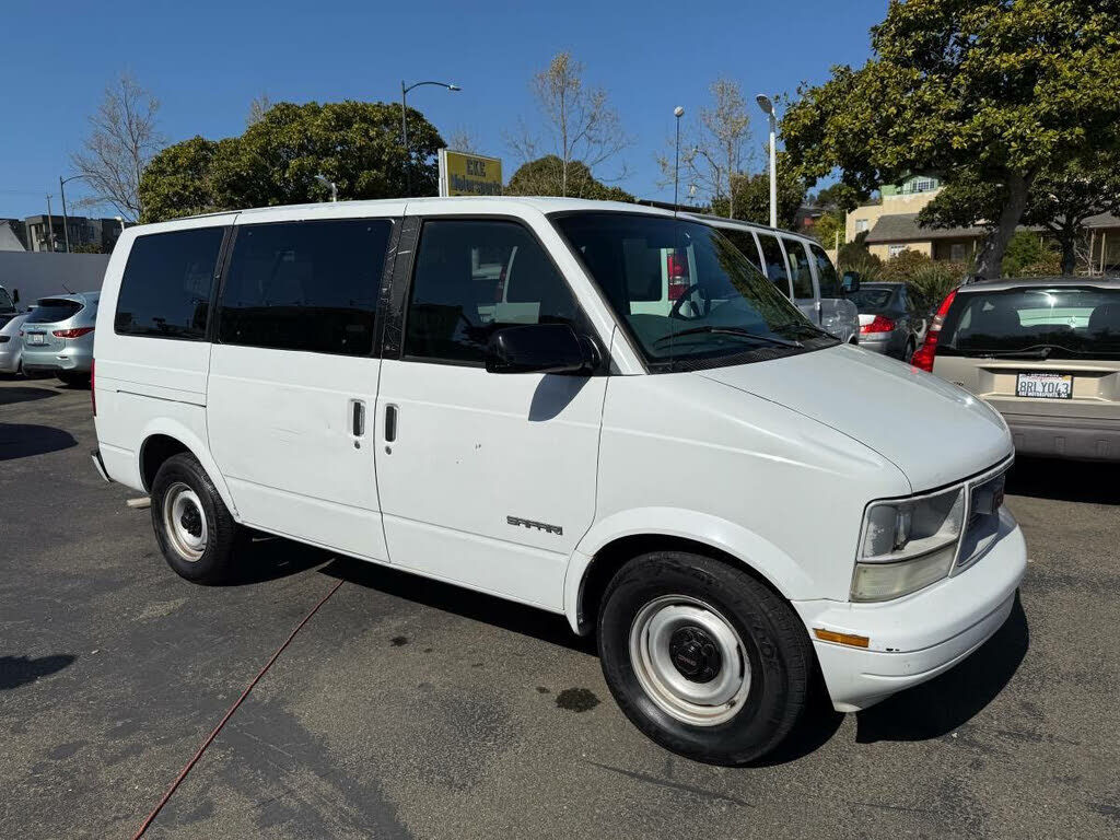 GMC Safari