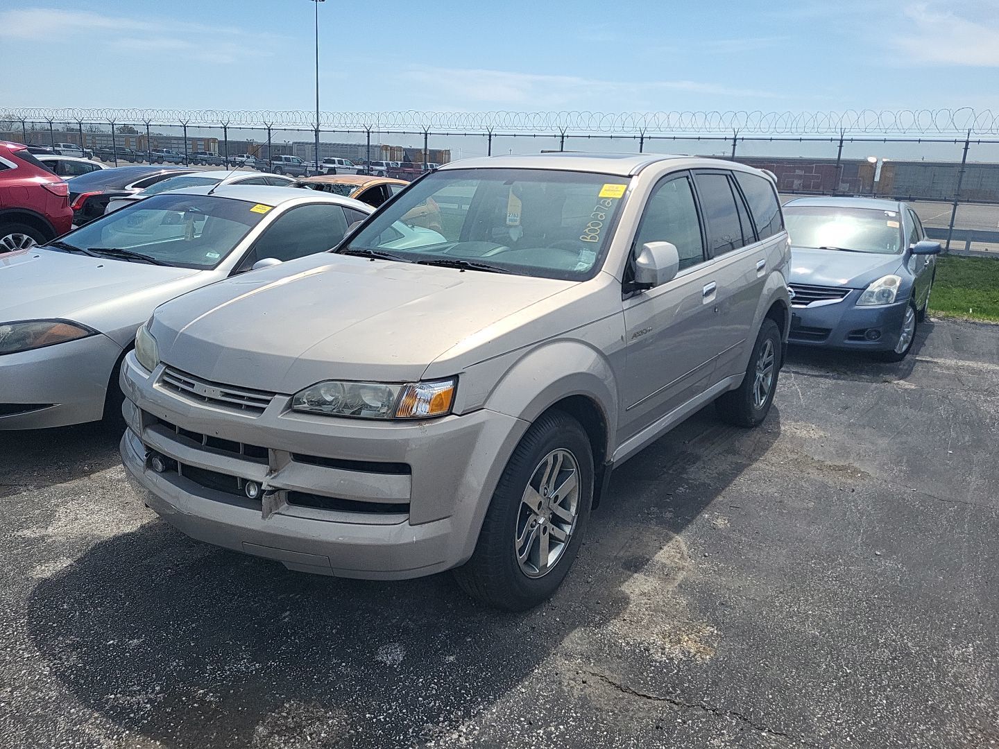 Isuzu Axiom