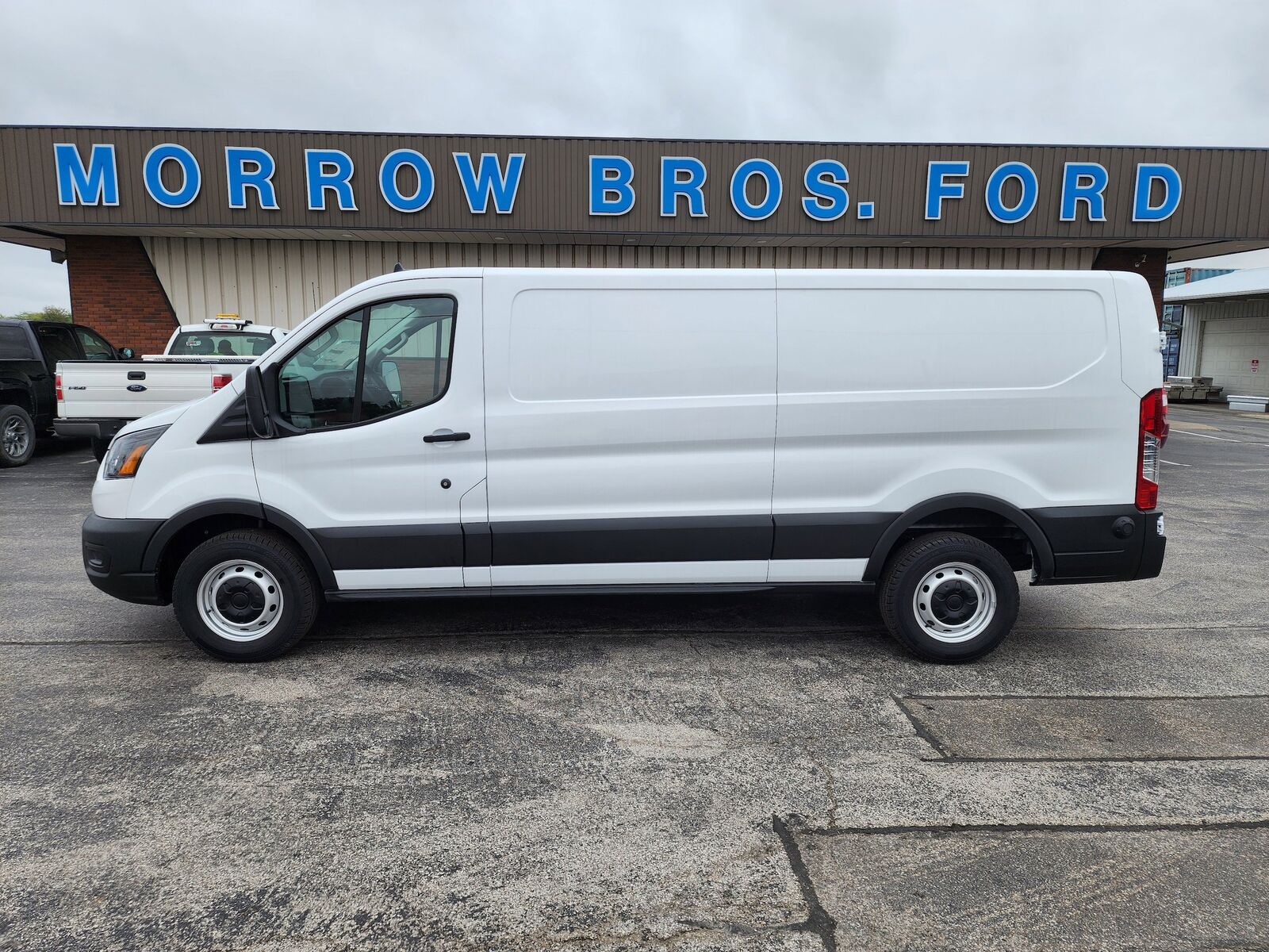 2024 FORD Transit