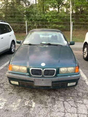 BMW 328i